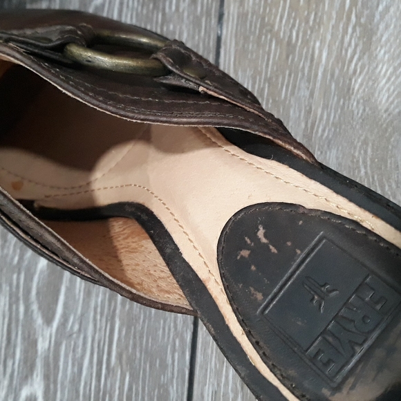 Frye dark brown leather clogs. Size 8 - Picture 6 of 13